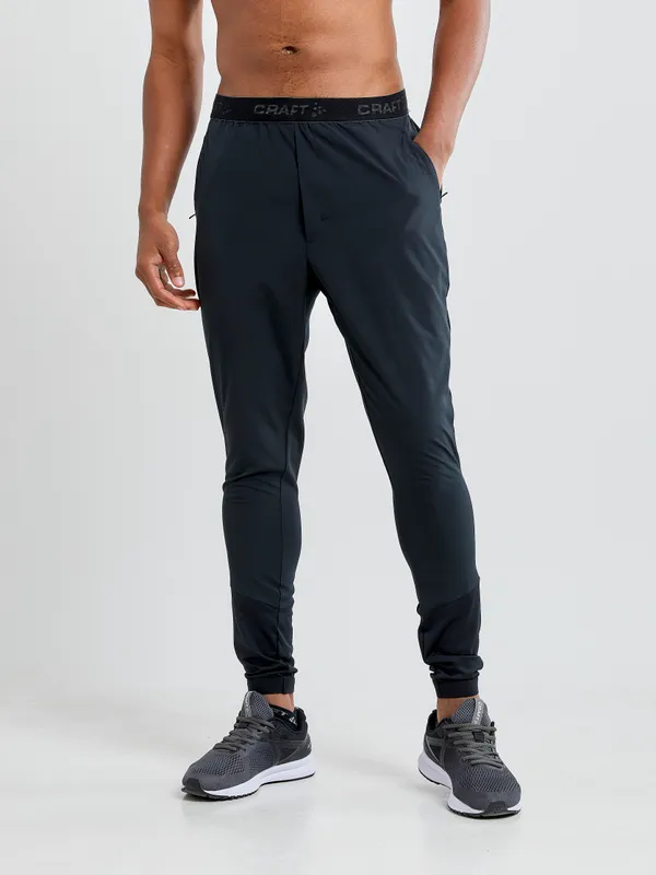 1908716-999000_ADV Essence Training Pants_Closeup1.jpg